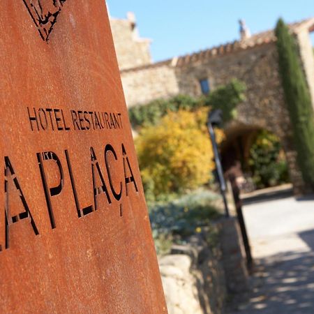 Hotel La Placa Madremanya Εξωτερικό φωτογραφία