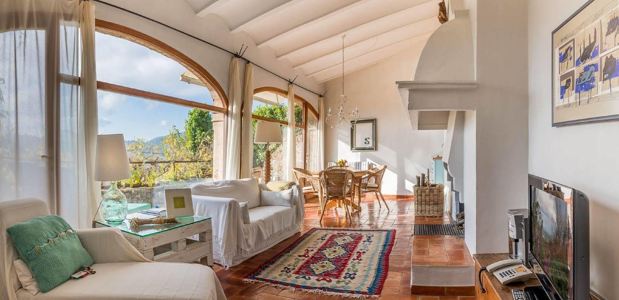Hotel La Placa Madremanya Εξωτερικό φωτογραφία