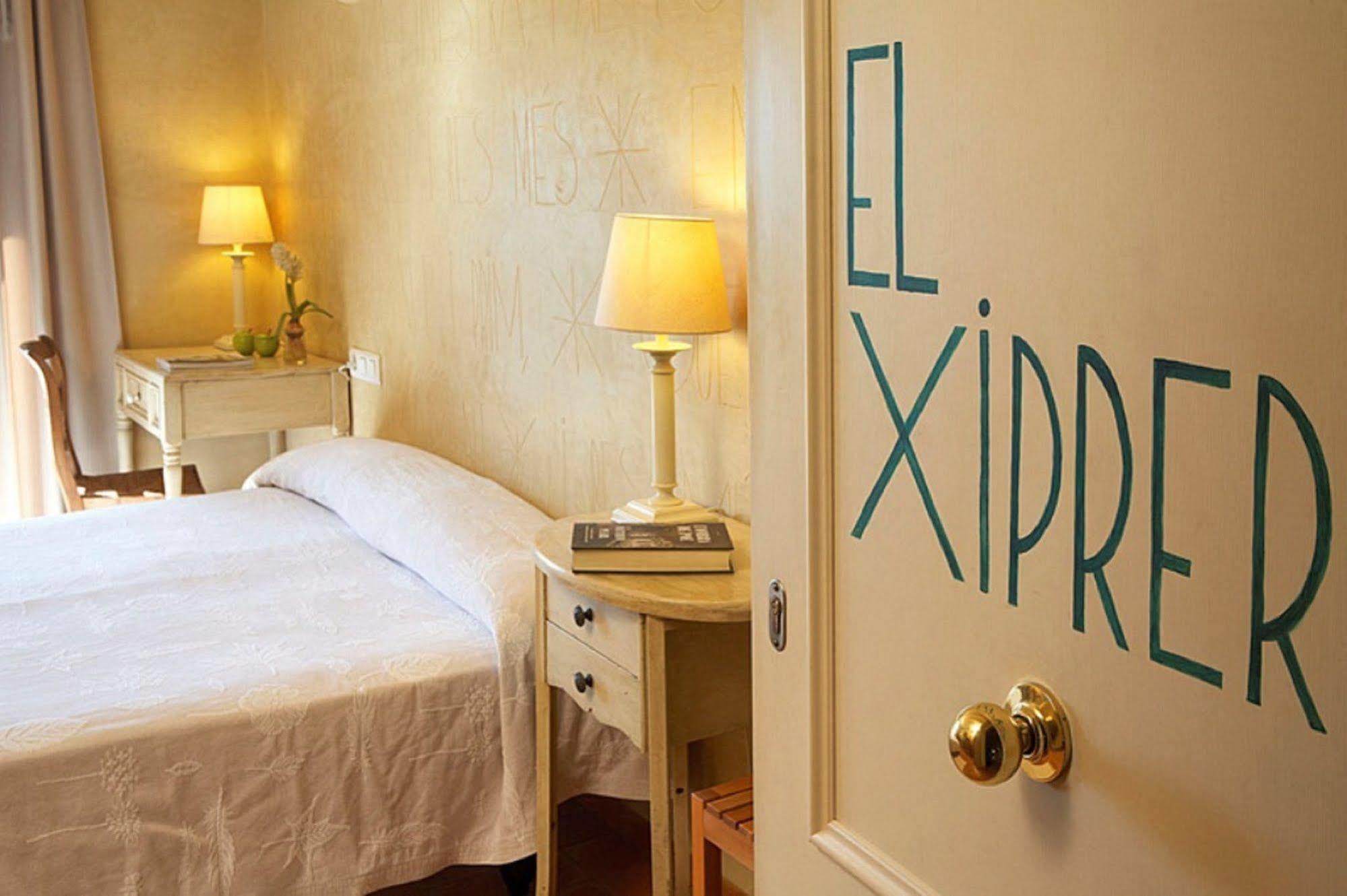 Hotel La Placa Madremanya Εξωτερικό φωτογραφία