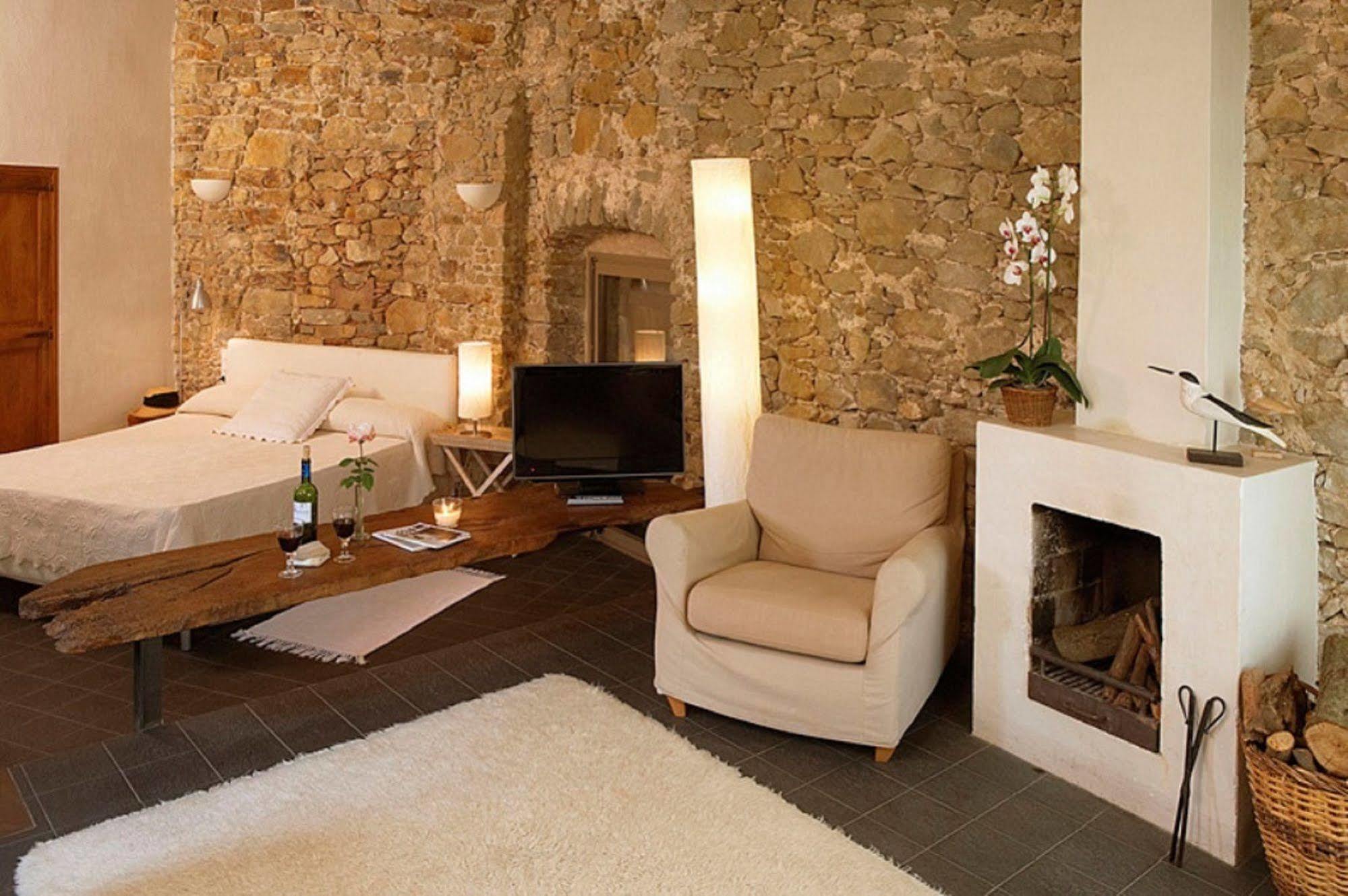 Hotel La Placa Madremanya Εξωτερικό φωτογραφία